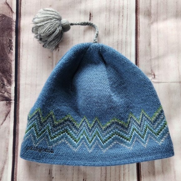 Patagonia Accessories - **SOLD** Patagonia Vintage Wool Blend Tassel Beanie Blue Green Pom Hat Unisex